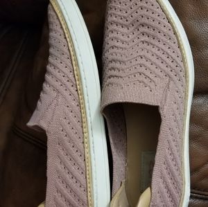 Women slip on